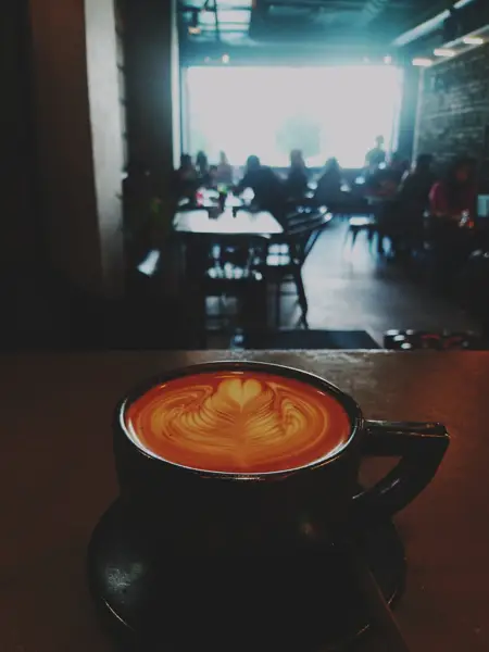  کافه دکتر شکلات Dr.Chocolate cafe