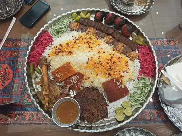 رستوران کاخ