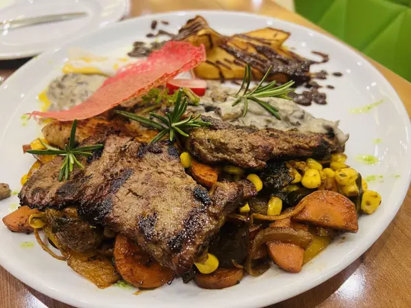  caffe restaurant khanteh | کافه رستوران خوانته