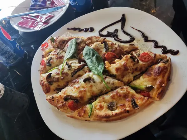  Café Plato