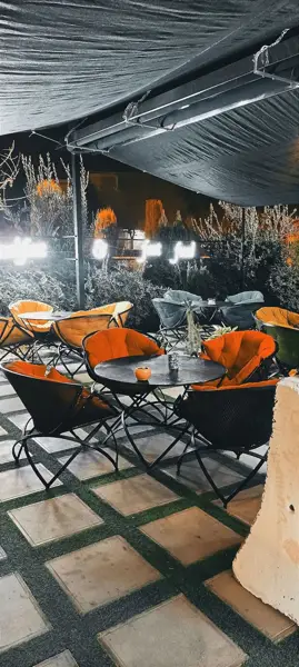 کافه هزارتو