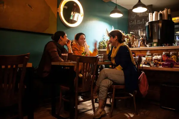 Zarvan Cafe | کافه زروان