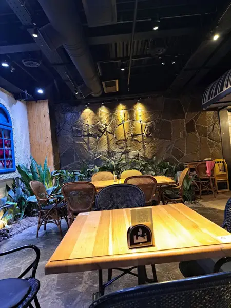  کافه رستوران دنجا Denja cafe restaurant