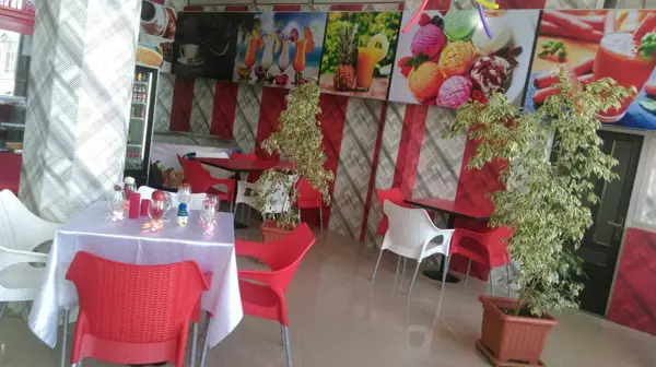  کافی شاپ نیکنام یزدی