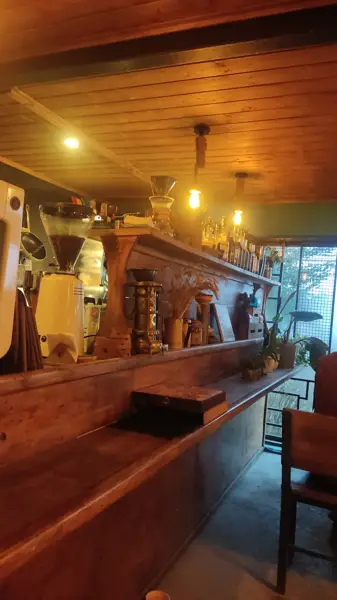 CAFE MOON