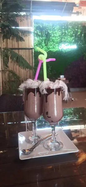  کافه کوروش(قهوه چی)