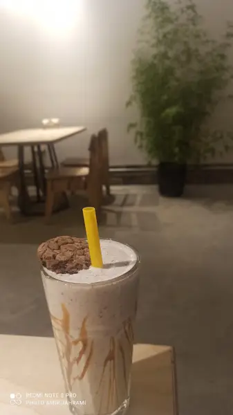  کافه رستوران فرنگی معمار