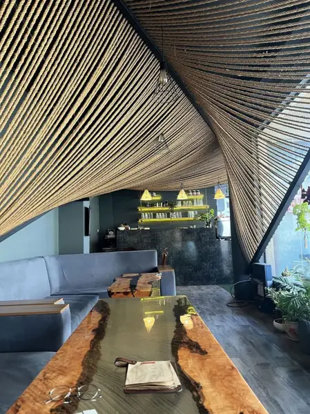  Zhikal cafe,