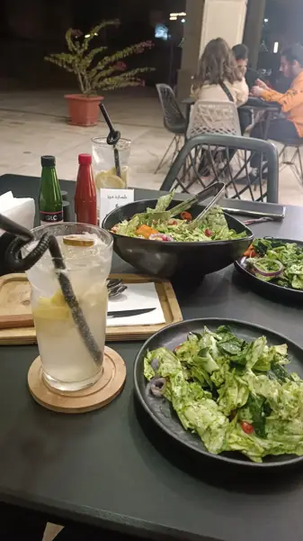  Vnk cafe