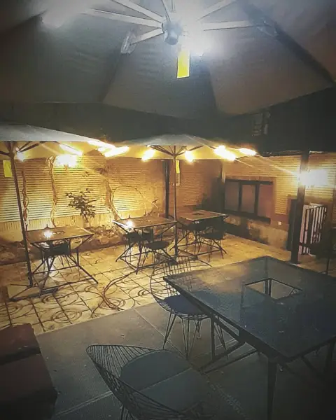  Artmen cafe، کافه عمارت آرتمن